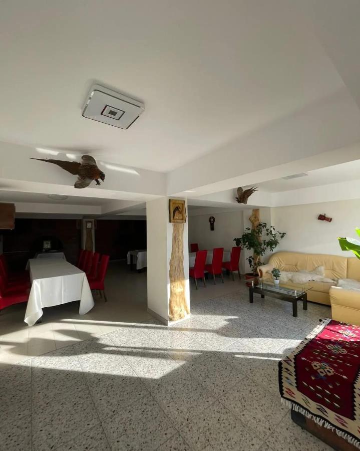 Casa De Vacanta Clara Maria Комарник Экстерьер фото